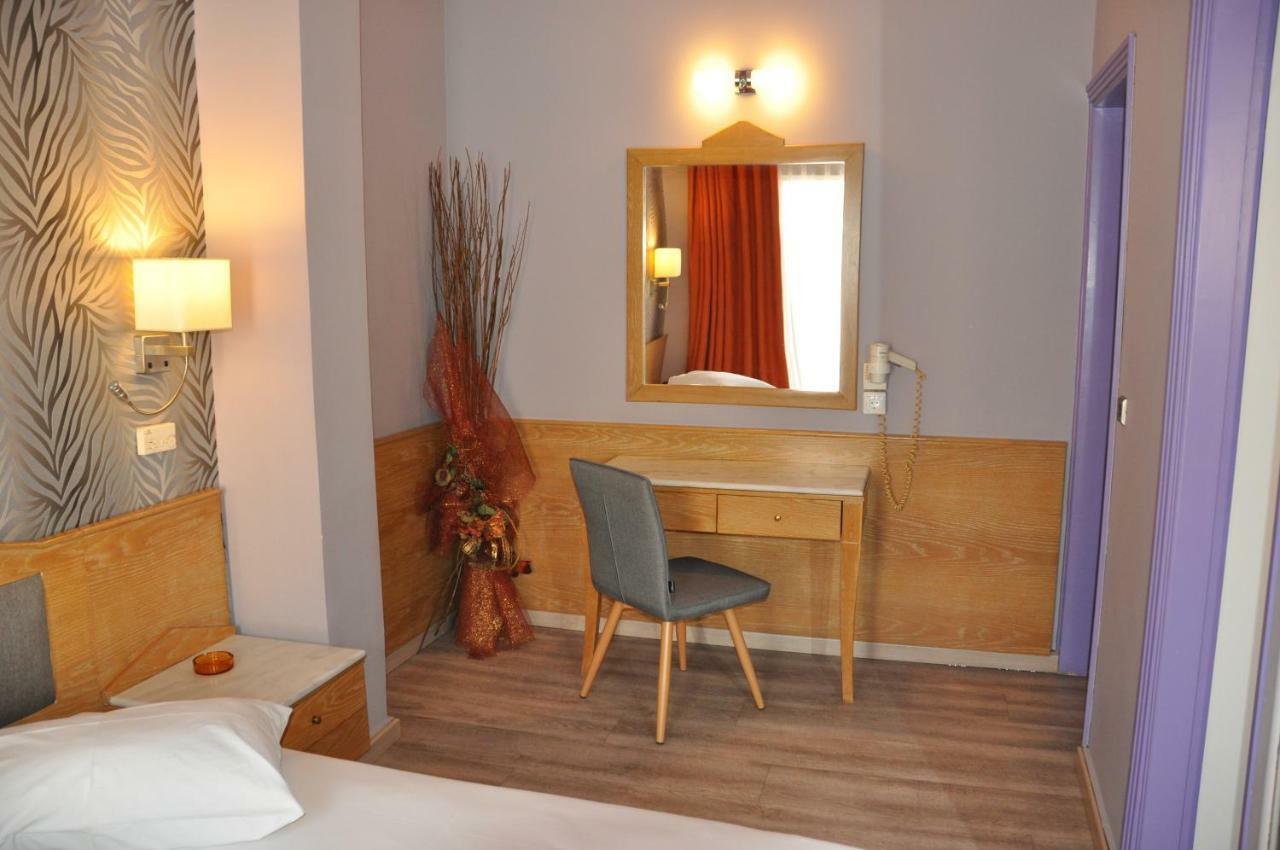 Eva Hotel Piraeus Buitenkant foto